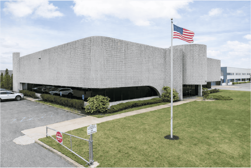 Heartland Boulevard headquarters exterior
